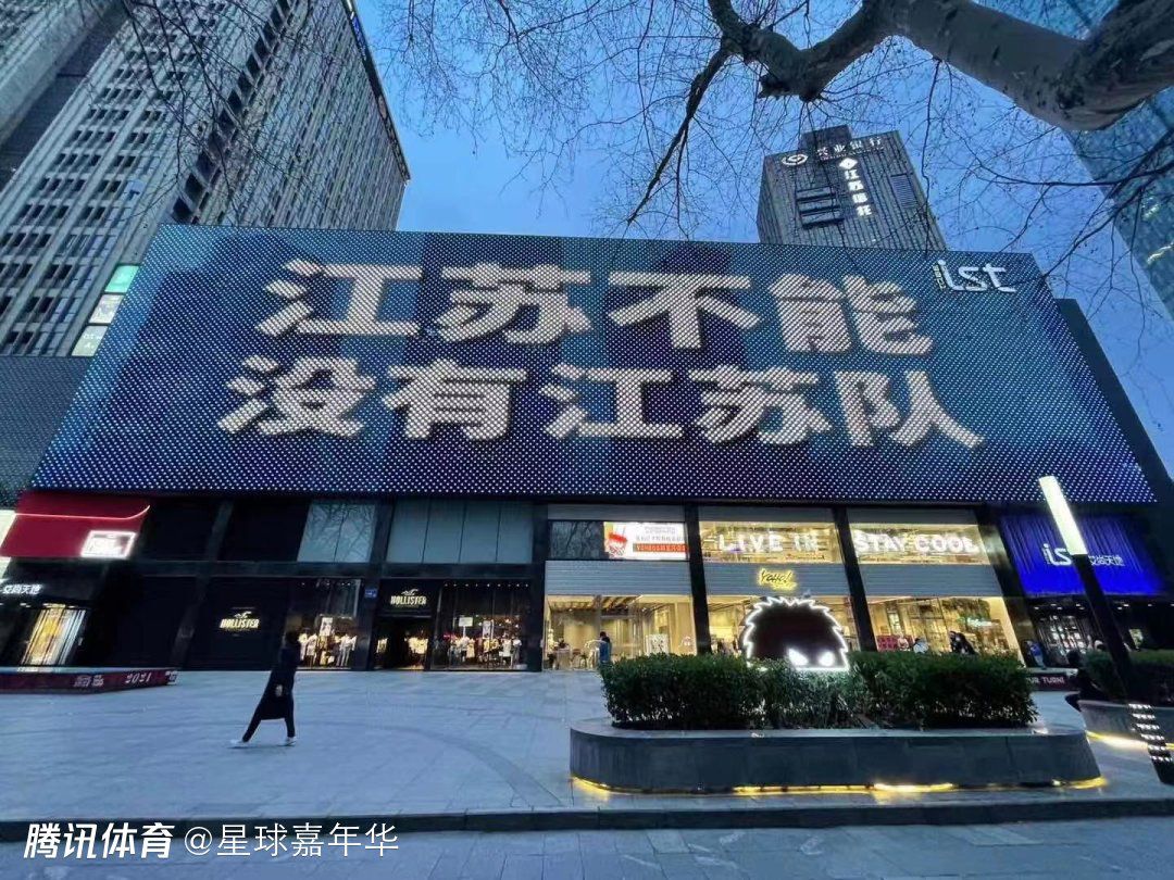 它们对于在全球化的背景下如何发展民族电影作出了有益的尝试，这些经验和教训都给中国电影当下的发展提供了宝贵的借鉴。